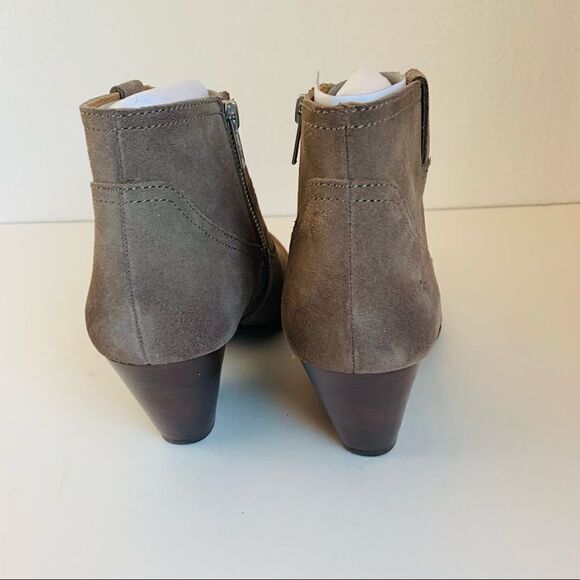 ‎Frye Reina Suede Ankle Boots